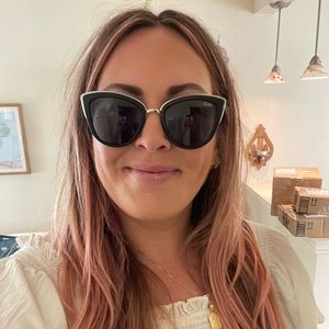 Quay My Girl Sunglasses (Style now called Honey)